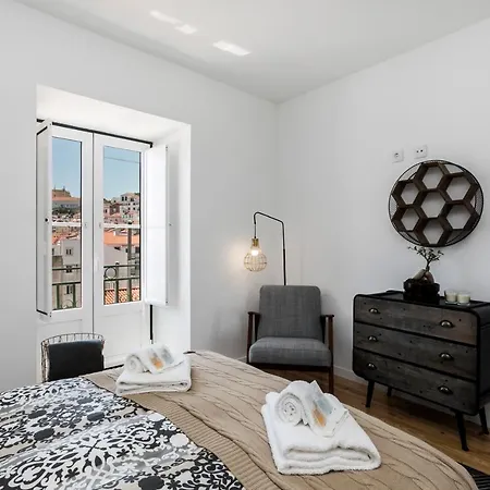 Santo Estevao By Spoton * Lisboa