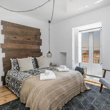 Apartment Santo Estevao By Spoton